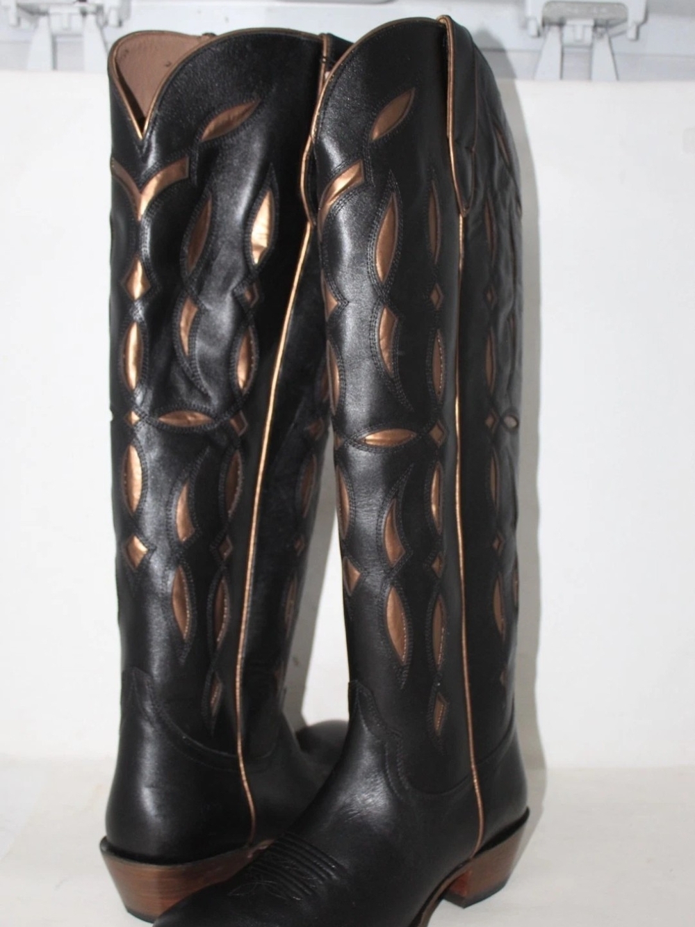 NWT Ariat Saylor Black Leather Cowboy Western Knee High Boots Wide Calf 9